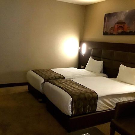Holiday Inn Gebze - Istanbul Asia, An Ihg Hotel Ngoại thất bức ảnh