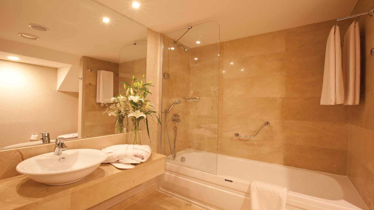 Holiday Inn Gebze - Istanbul Asia, An Ihg Hotel Ngoại thất bức ảnh