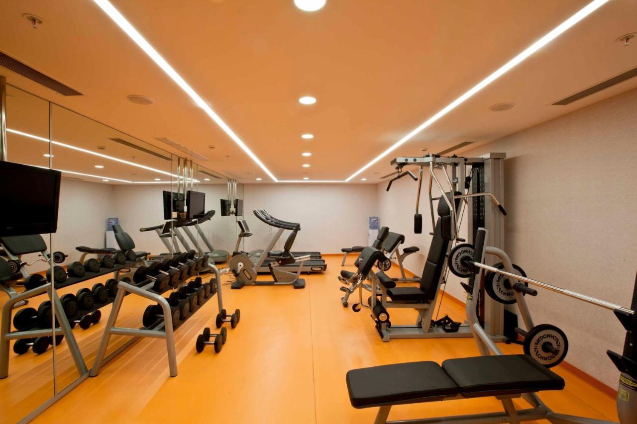 Holiday Inn Gebze - Istanbul Asia, An Ihg Hotel Ngoại thất bức ảnh